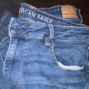 womens AE jeans